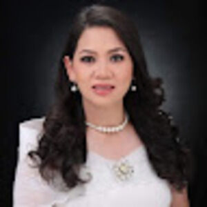 Meet your Posher, Rizza